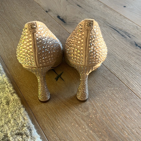 A must have for the holidays! - Picture 4 of 5